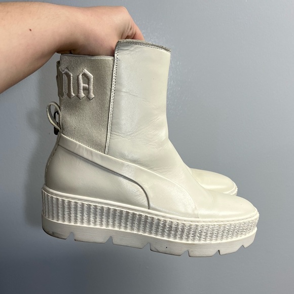 Puma x Fenty White Platform Lug Style Chelsea Boots - Size 8.5 - Picture 1 of 6